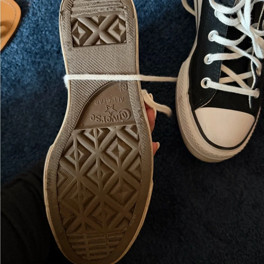 Converse Black and White Platform High-Tops - Picture 3 of 3